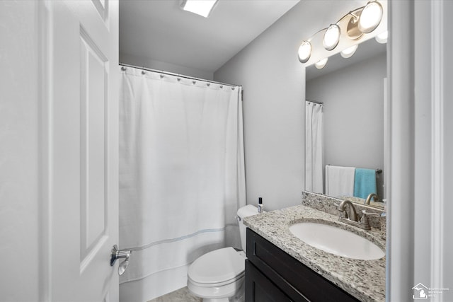 696 Webber Dr, Temperance, MI 48182 - bathroom with vanity and curtained shower