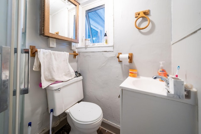 635 Sinclair Ave NE, Grand Rapids, MI 49503 - bathroom featuring vanity and toilet
