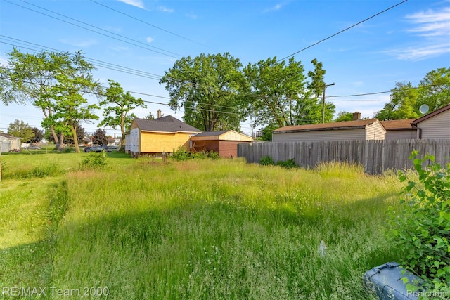 3966 12th St, Ecorse, MI 48229 - view of yard