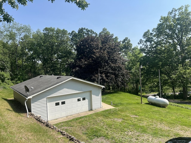 919 Nature Ln, Montgomery, MI 49255 - view of garage