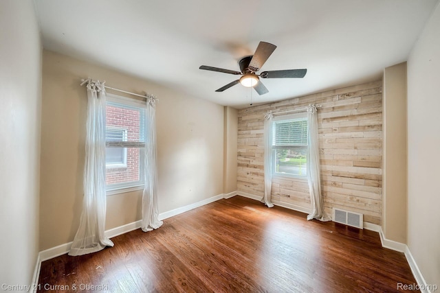 3015 N Wilson Ave, Royal Oak, MI 48073 - photo 14