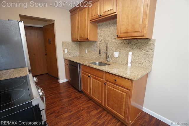 250 N Liberty St Unit 310, Belleville, MI 48111 - kitchen featuring stainless steel appliances, dark wood-style floors, and decorative backsplash