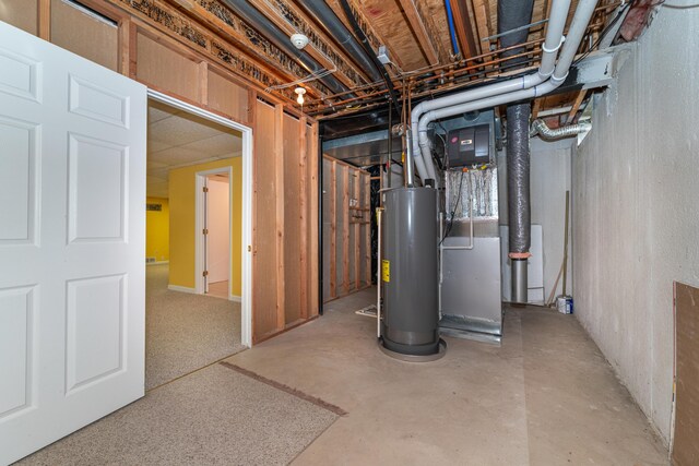 5992 Cedar Ridge Dr, Ann Arbor, MI 48103 - unfinished below grade area with water heater