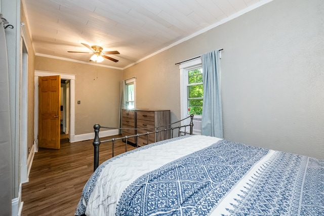 620 Vann St, Niles, MI 49120 - bedroom with ornamental molding, wood finished floors, and a ceiling fan