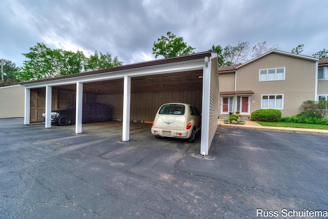 1366 W Norton Ave, Muskegon, MI 49441 - view of covered parking lot