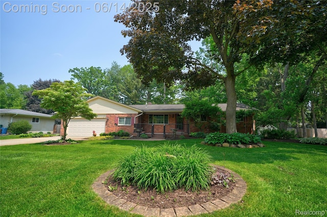 5614 Warbler Dr, Clarkston, MI 48346 - single story home with a garage, a front yard, brick siding, and a porch