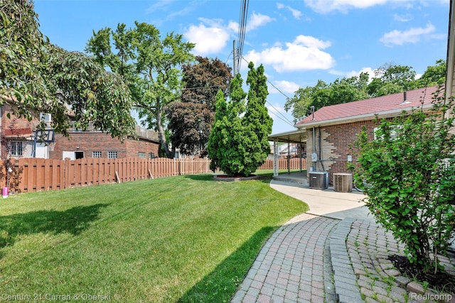 7561 Esper Blvd, Dearborn, MI 48126 - view of yard featuring a patio area