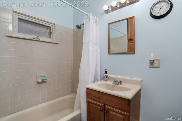 10997 Stark Rd, Livonia, MI 48150 - full bathroom with vanity and shower / bath combination with curtain
