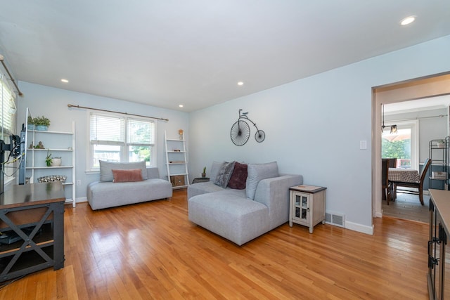 330 Hillcrest Blvd, Ypsilanti, MI 48197