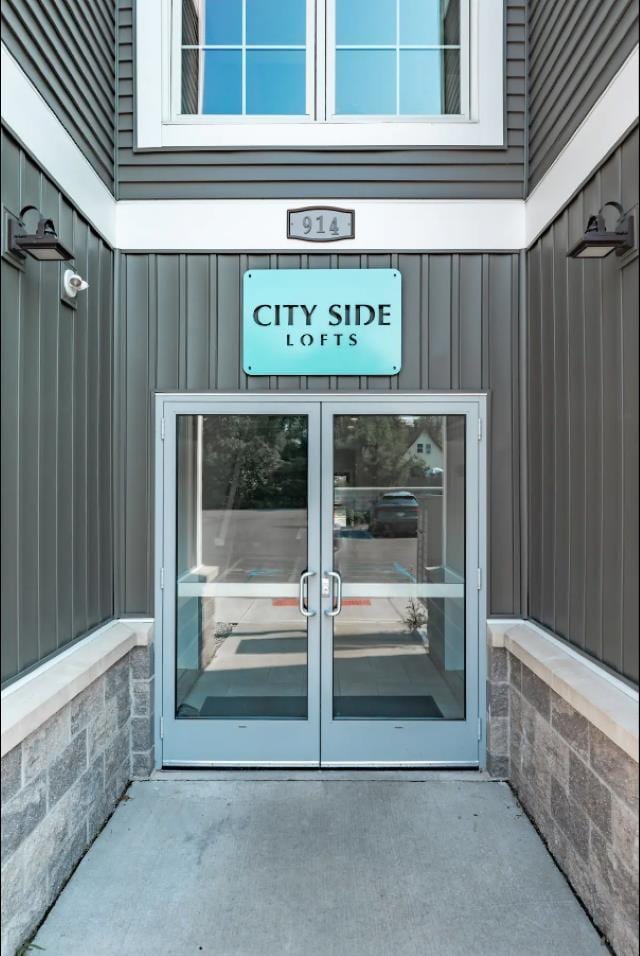 914-14 E Front St, Traverse City, MI 49686