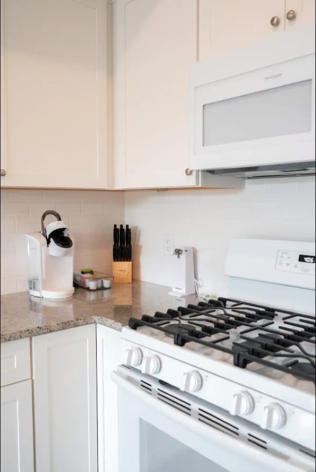 914-14 E Front St, Traverse City, MI 49686