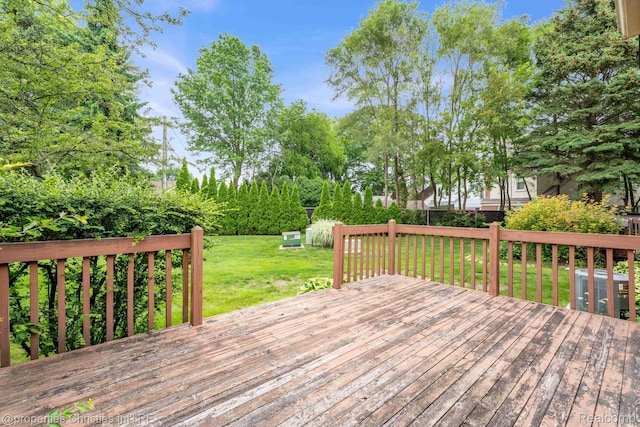 3 Cornell Ct Unit 27, Dearborn, MI 48124 - wooden terrace featuring a yard