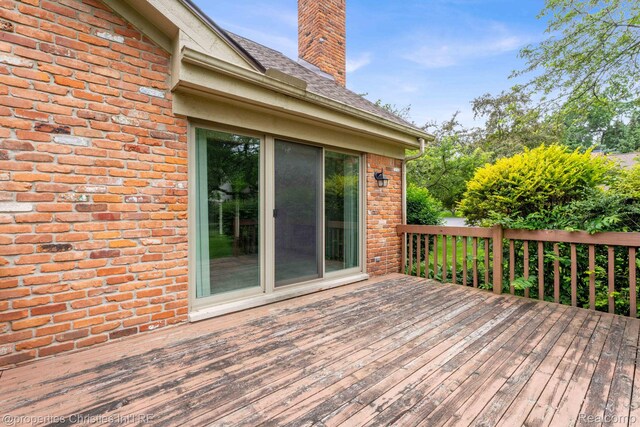 3 Cornell Ct Unit 27, Dearborn, MI 48124 - view of wooden deck