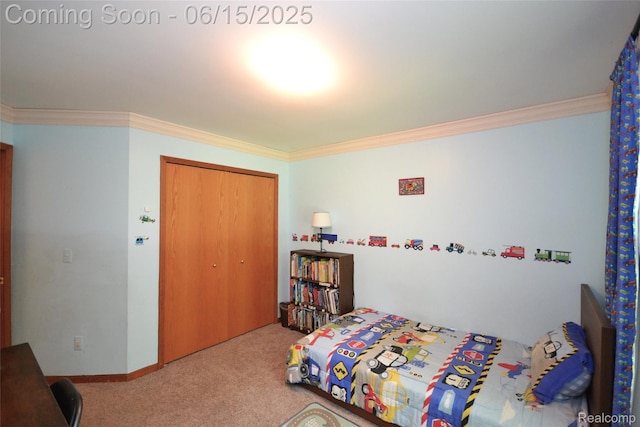 10010 Orchard Ridge Ct, Holly, MI 48442 - bedroom with carpet, a closet, and crown molding