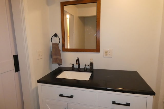 552 W Main St, Niles, MI 49120 - bathroom with vanity