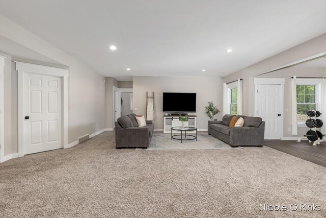 9860 Button Rd, Belding, MI 48809