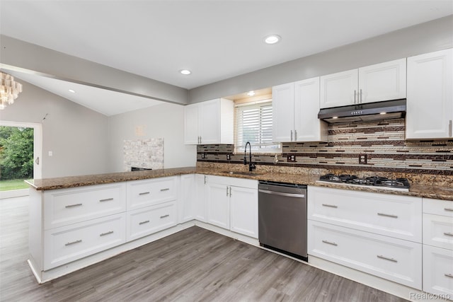 1958 Fox Hill Dr, Sterling Heights, MI 48310 - photo 8