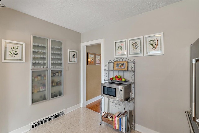 175 E 26th St, Holland, MI 49423