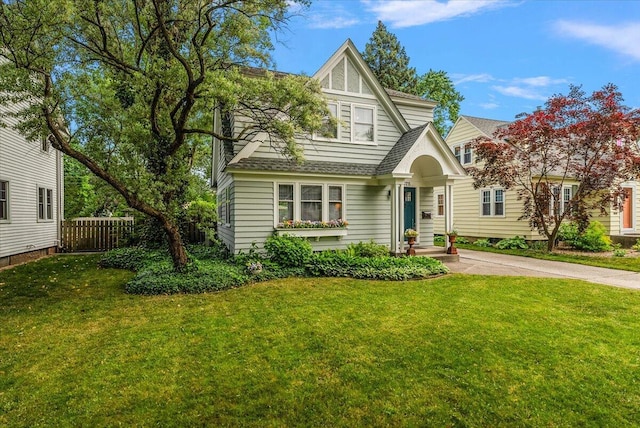 175 E 26th St, Holland, MI 49423