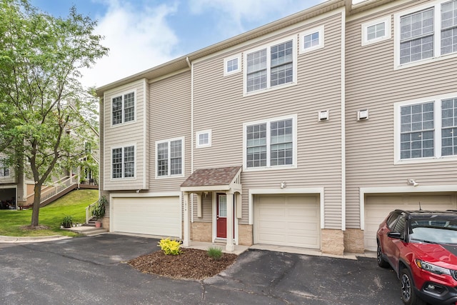1014 Bluestem Ln, Ann Arbor, MI 48103