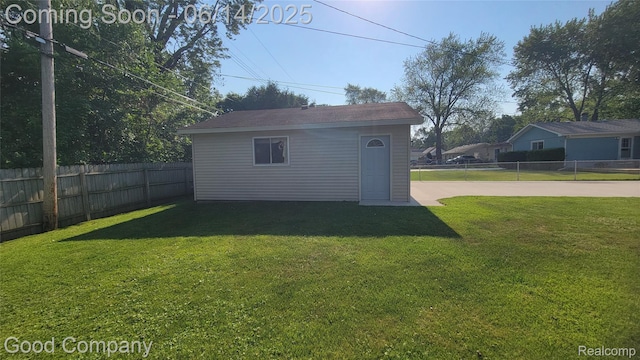 8544 Russell St, Shelby Twp, MI 48317 - view of outdoor structure