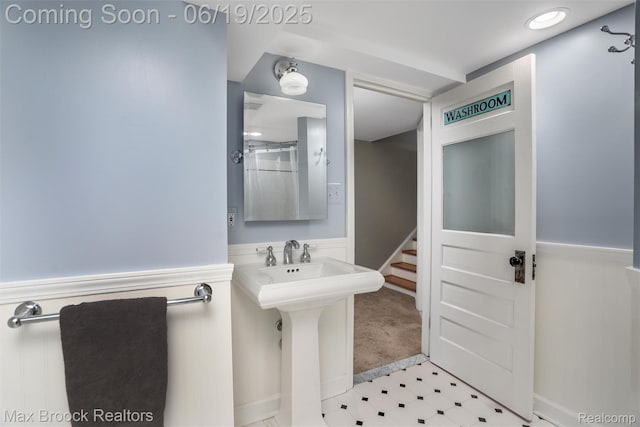 11 Sylvan Ave, Pleasant Ridge, MI 48069 - full bathroom featuring a sink