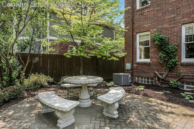 11 Sylvan Ave, Pleasant Ridge, MI 48069 - view of patio