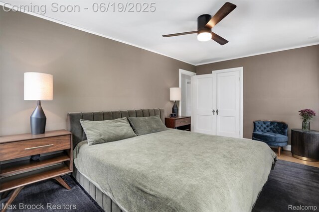 11 Sylvan Ave, Pleasant Ridge, MI 48069 - bedroom with crown molding and ceiling fan
