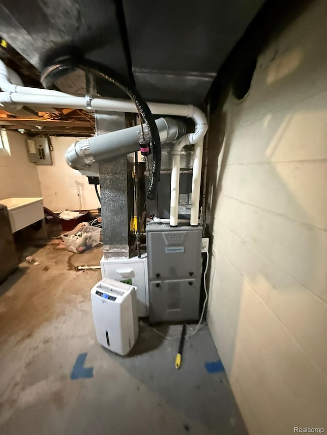 11311 Tecumseh, Redford, MI 48239 - utility room featuring electric panel