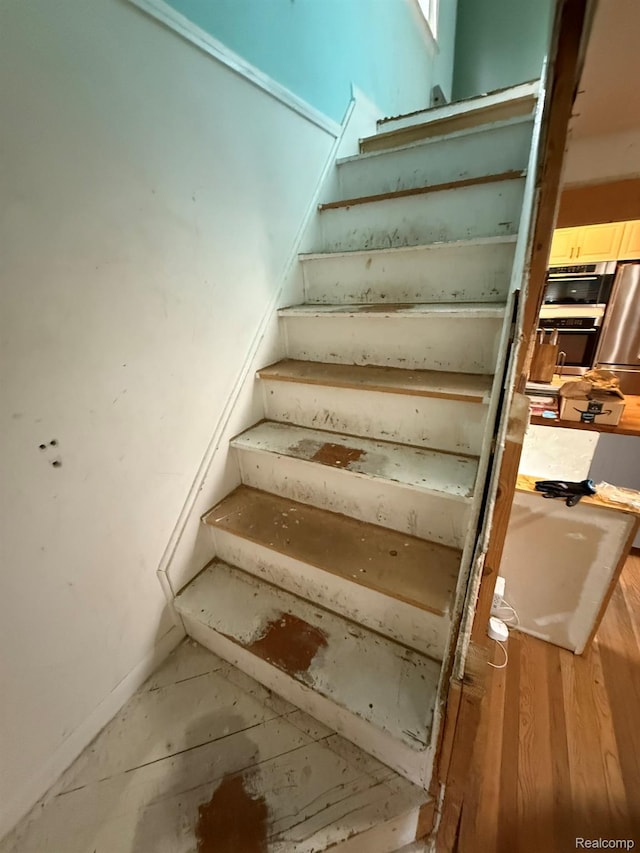 11311 Tecumseh, Redford, MI 48239 - view of stairs