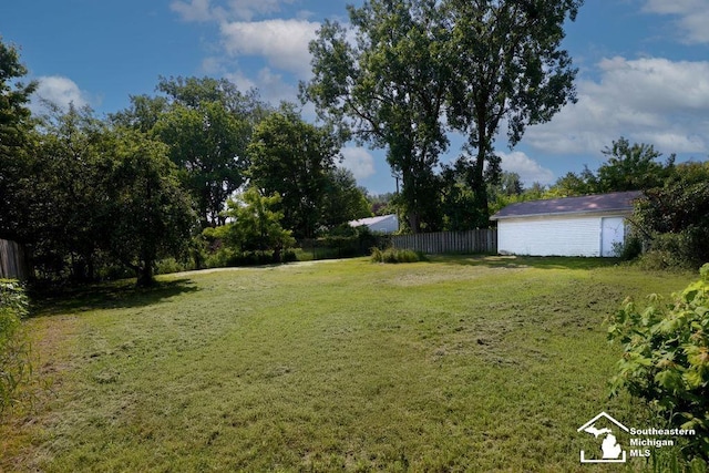 6200 Jackman Rd, Temperance, MI 48182 - view of yard