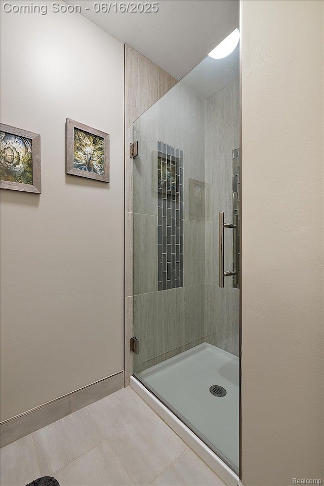 372 Four Seasons Dr, Lake Orion, MI 48360 - full bath featuring a stall shower and tile patterned floors
