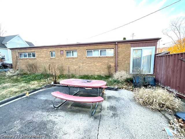 106 N Marquette St, Durand, MI 48429 - view of patio / terrace