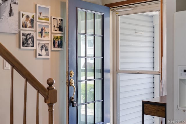 35772 Bal Clair St, New Baltimore, MI 48047 - entryway featuring stairway