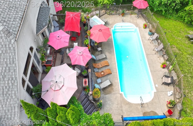 115 Audubon Dr, White Lake, MI 48383 - aerial view of a pool area