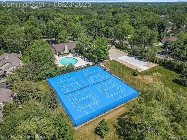 1360 Bramblebush Run, Bloomfield Hills, MI 48304 - drone / aerial view of a forest and a pool area