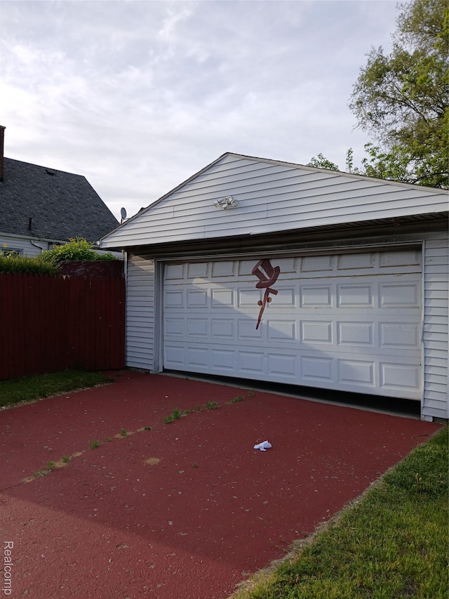 20527 Greeley St, Highland Park, MI 48203 - view of garage