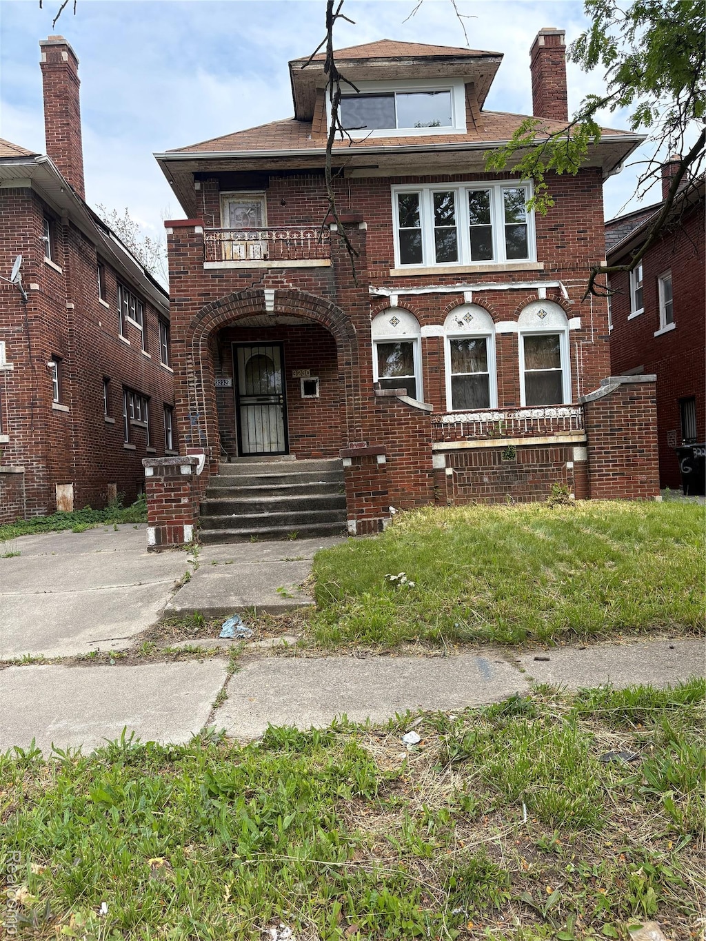 3230 Fullerton St, Detroit, MI 48238 - photo 1
