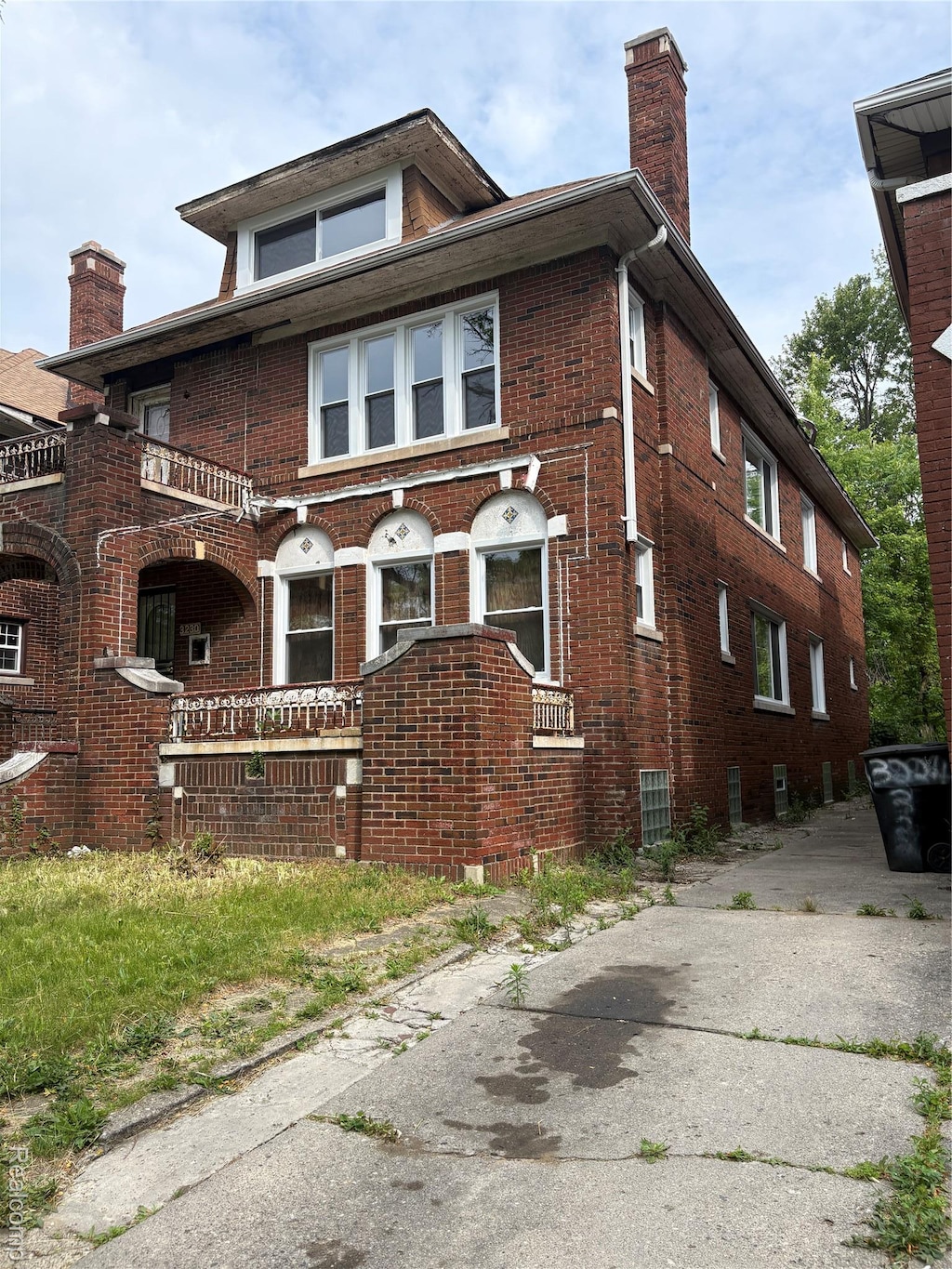 3230 Fullerton St, Detroit, MI 48238 - photo 2