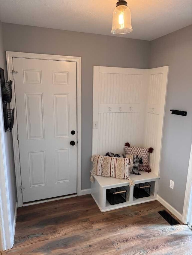 1131 Odell Farm Ln, Vicksburg, MI 49097 - mudroom with baseboards and wood finished floors