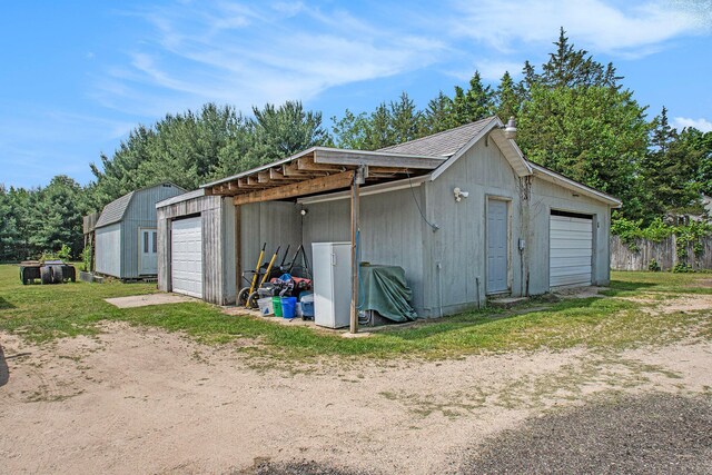 2813 Bond St, Niles, MI 49120 - view of outbuilding