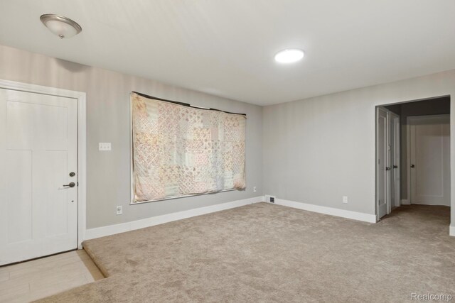 28148 Rosewood St, Dearborn Heights, MI 48141 - photo 14