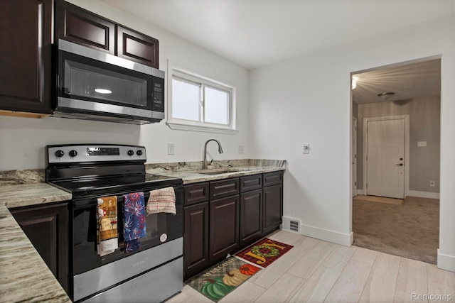 28148 Rosewood St, Dearborn Heights, MI 48141 - photo 17