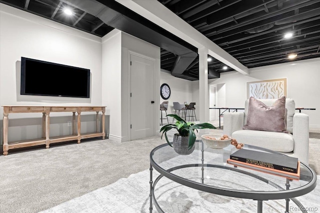 624 S Vermont Ave, Royal Oak, MI 48067 - living room featuring carpet floors and baseboards