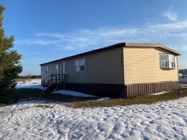 1313 Clous Rd, Kingsley, MI 49649