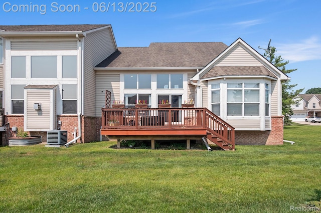 4376 Bennett Park Cir, Troy, MI 48085 - back of house featuring a wooden deck, a lawn, and roof with shingles