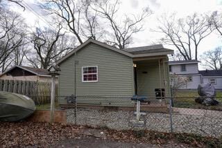 2928 Austin St, Muskegon, MI 49444 - rear view of house