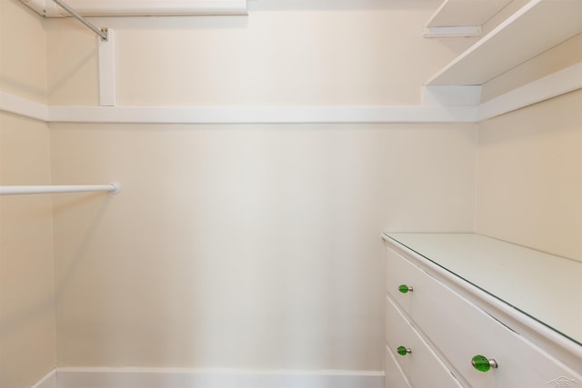 820 N Johnson St, Bay City, MI 48708 - view of spacious closet