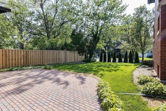 820 N Johnson St, Bay City, MI 48708 - view of patio / terrace