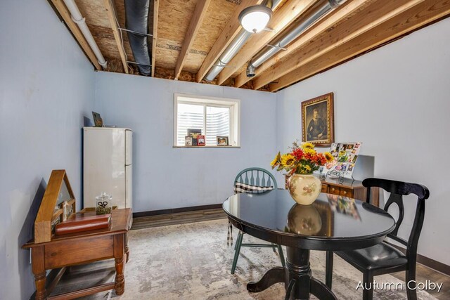 5980 Division St, Newaygo, MI 49337 - dining space featuring baseboards